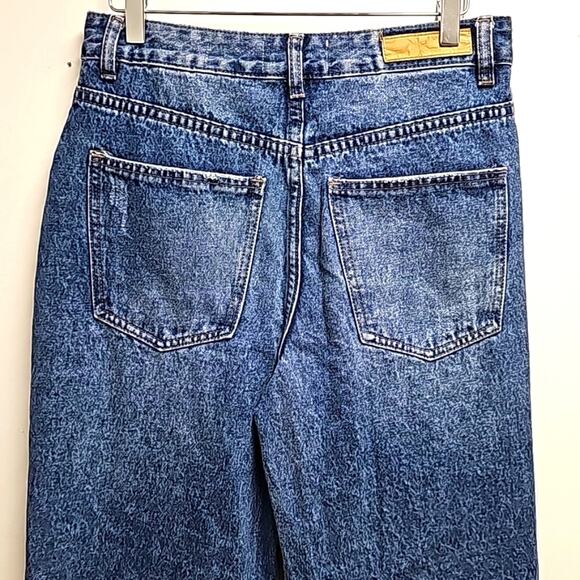 Cotton:On Straight Leg Distressed Five Pocket Med Wash Jeans Women's Size 6 - Picture 6 of 10